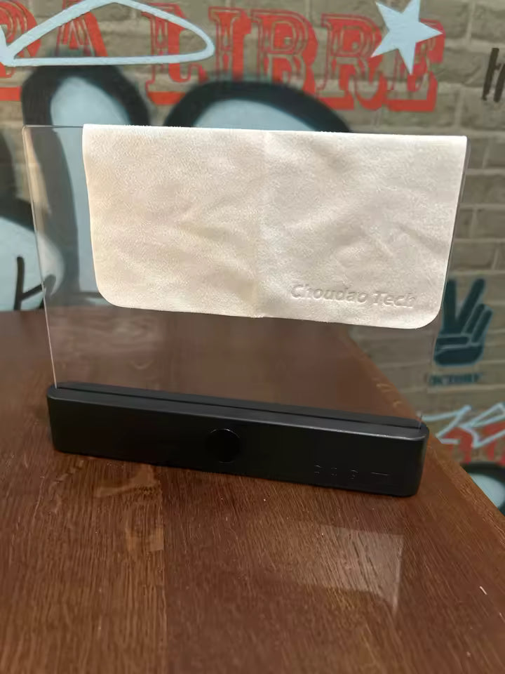 Weiße BuchLampe mit Originalverpackung